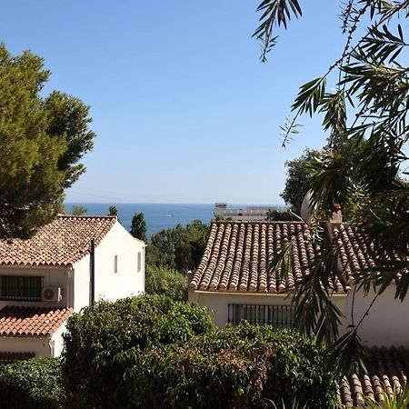 Quaint 2 Bedroom Townhouse With Pool Close To Sea! Benalmadena Luaran gambar