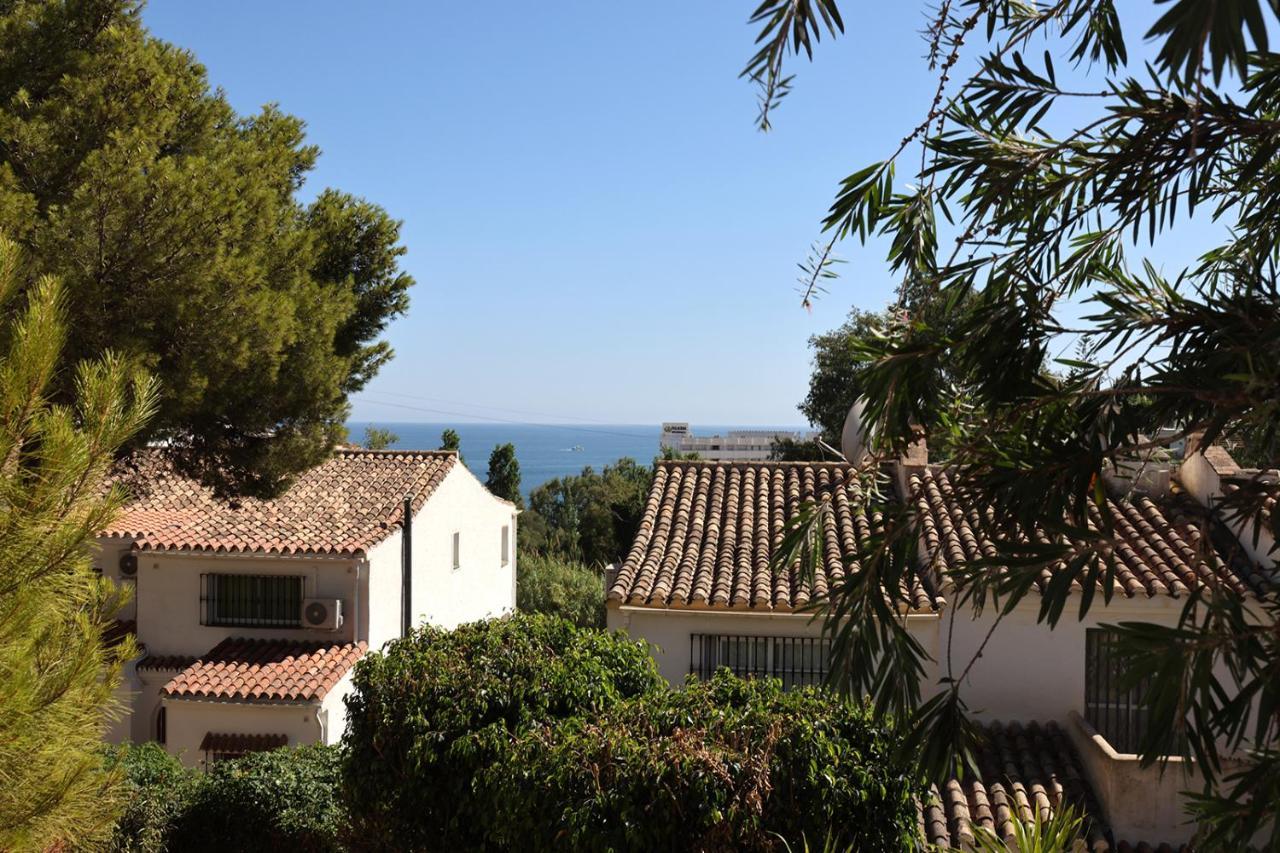 Quaint 2 Bedroom Townhouse With Pool Close To Sea! Benalmadena Luaran gambar