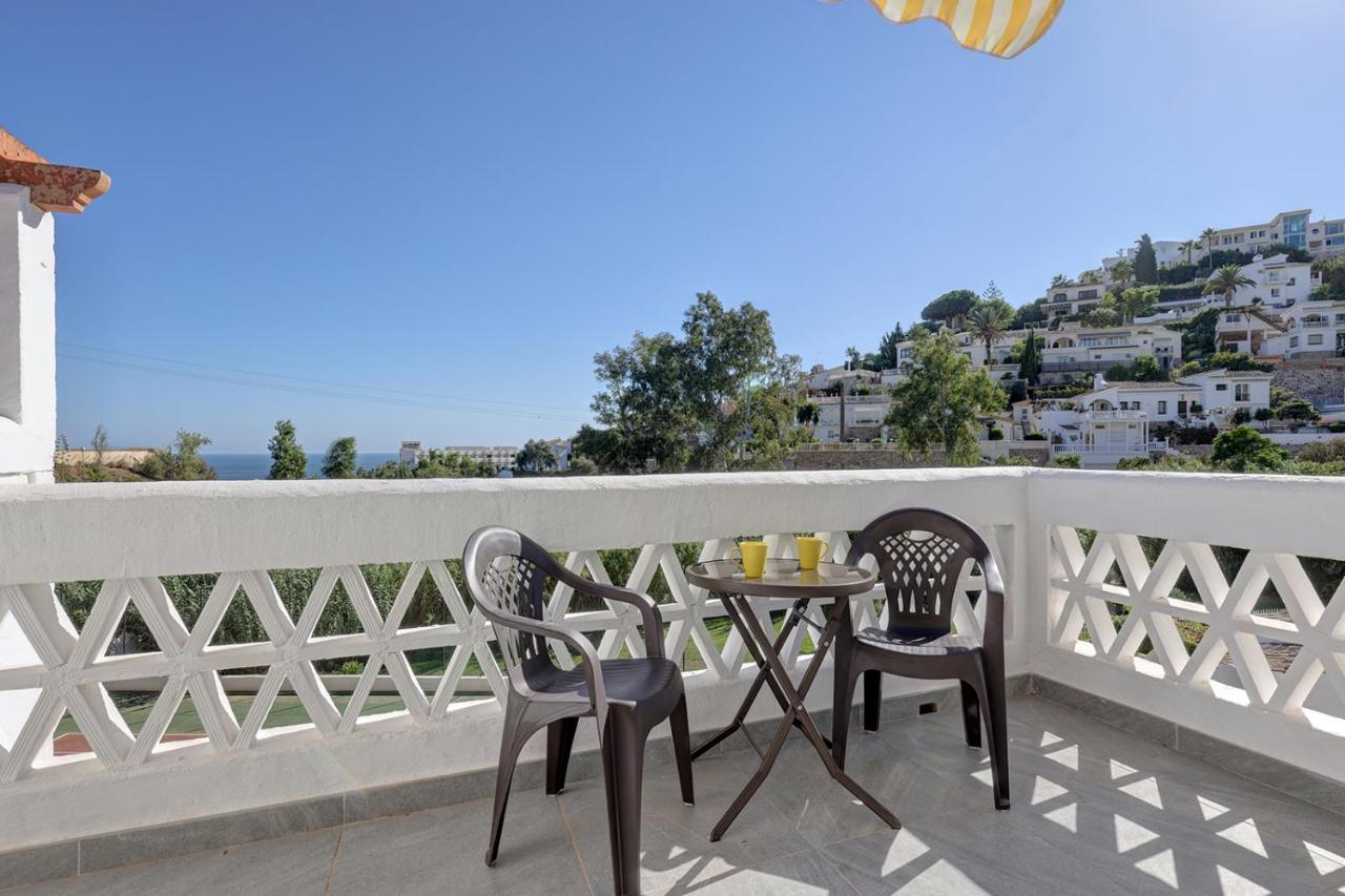 Quaint 2 Bedroom Townhouse With Pool Close To Sea! Benalmadena Luaran gambar